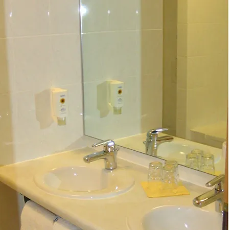 Akzent Parkhotel 트렙빈