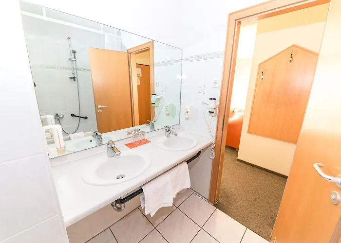 Akzent Parkhotel Ξενοδοχείο 3*