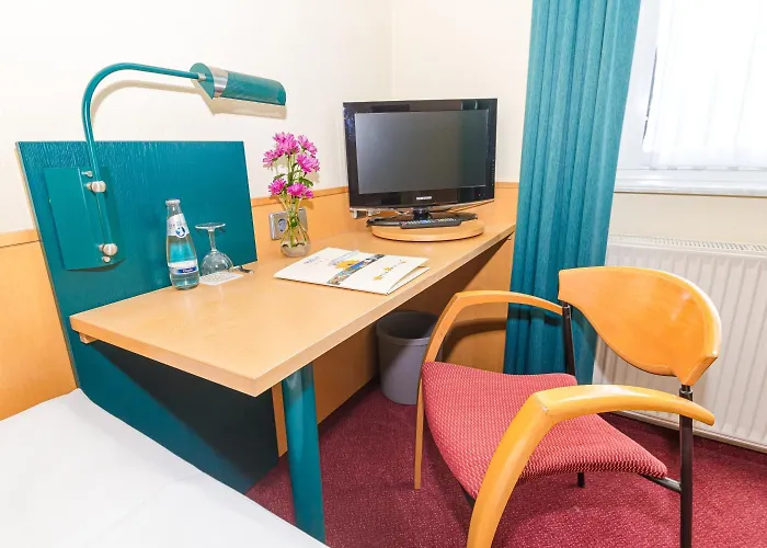 Akzent Parkhotel Ξενοδοχείο 3*