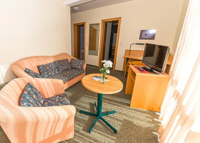 Ξενοδοχείο Akzent Parkhotel 3*