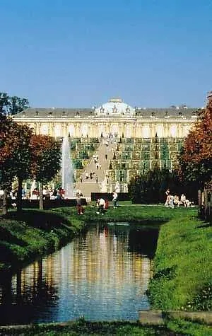 Ξενοδοχείο Akzent Parkhotel 3*