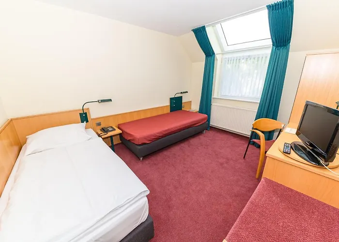 Akzent Parkhotel Ξενοδοχείο 3*