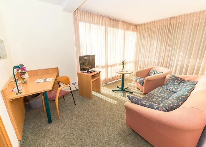 Akzent Parkhotel Ξενοδοχείο 3*