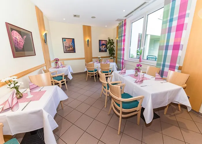 Ξενοδοχείο Akzent Parkhotel 3*